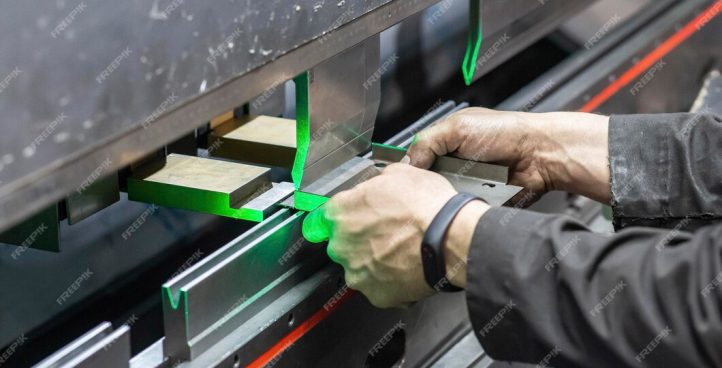 OPERAȚIUNI GRAVARE CU FASCICUL LASER A METALELOR